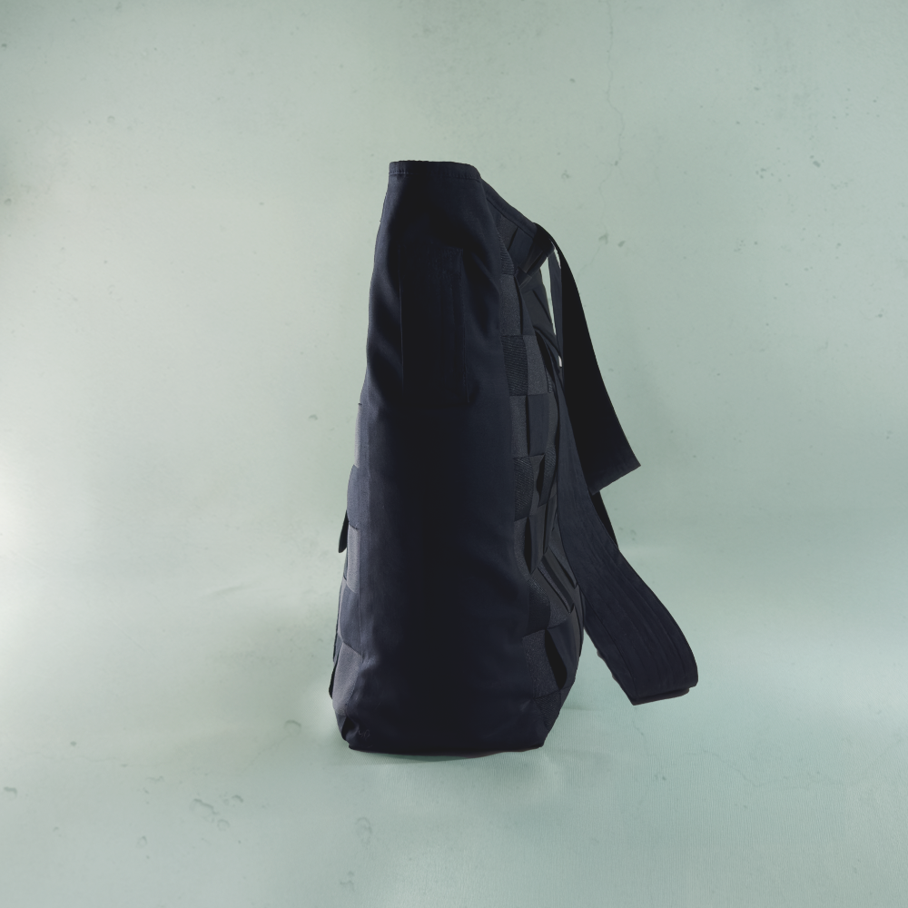 Midnight Maven - Lyn Tote