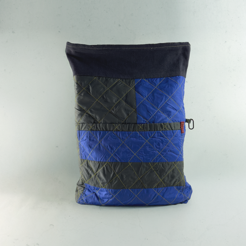 Echo Fold - Moir Messanger