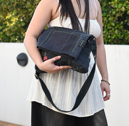 Echo Fold - Moir Messanger