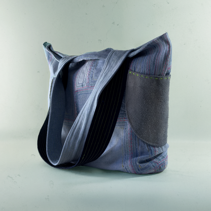 Stormy Tote - Prism Voyage