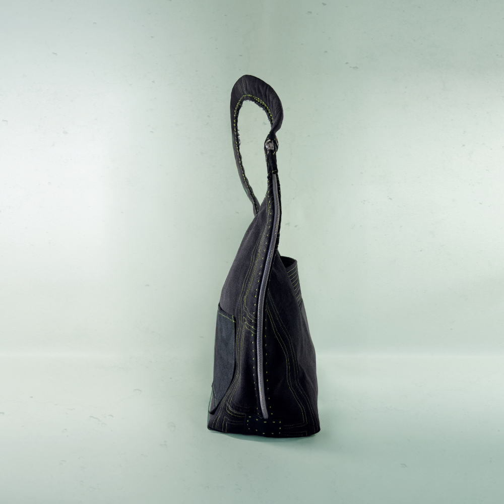 The Aria Loop - Lola