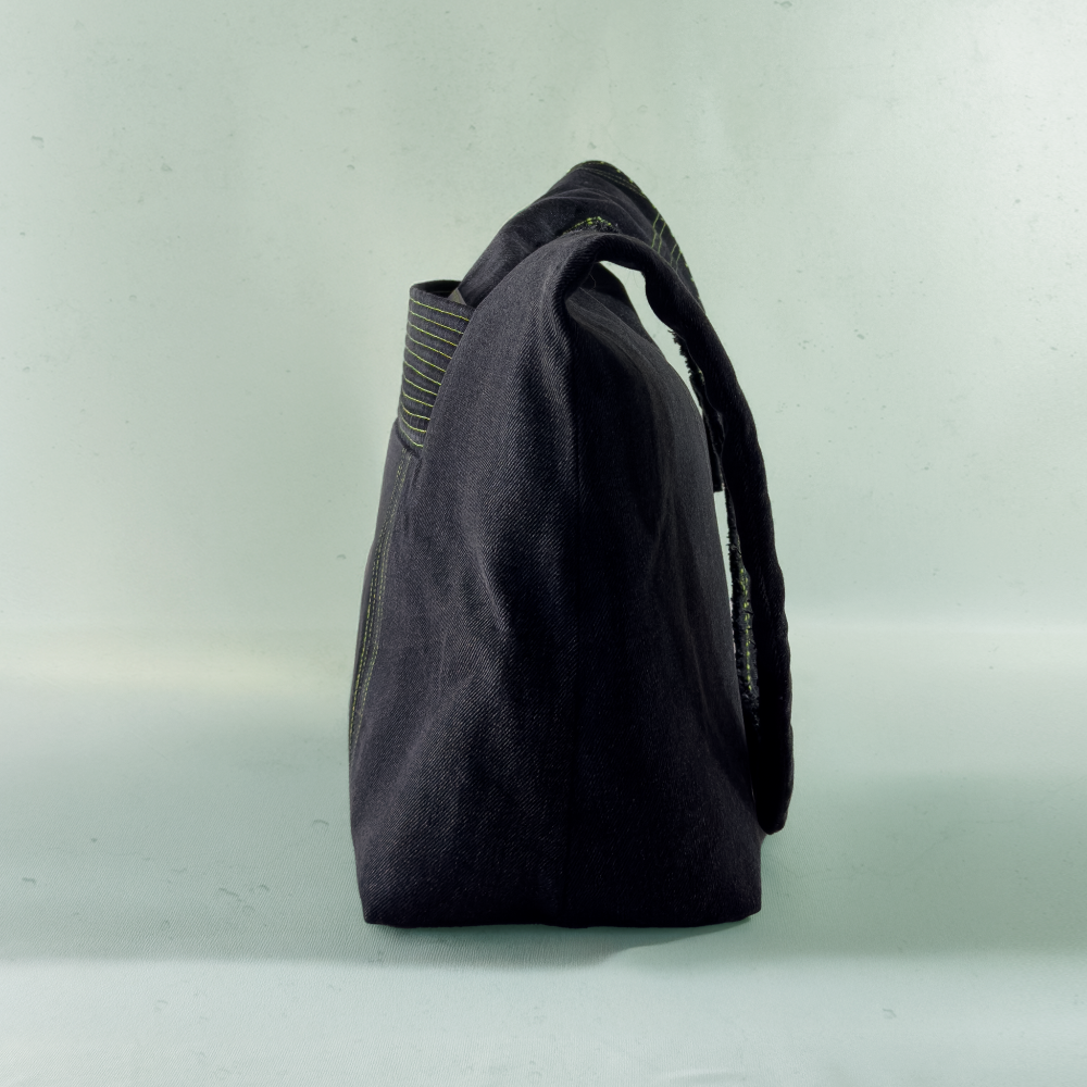 The Aria Loop - Lola