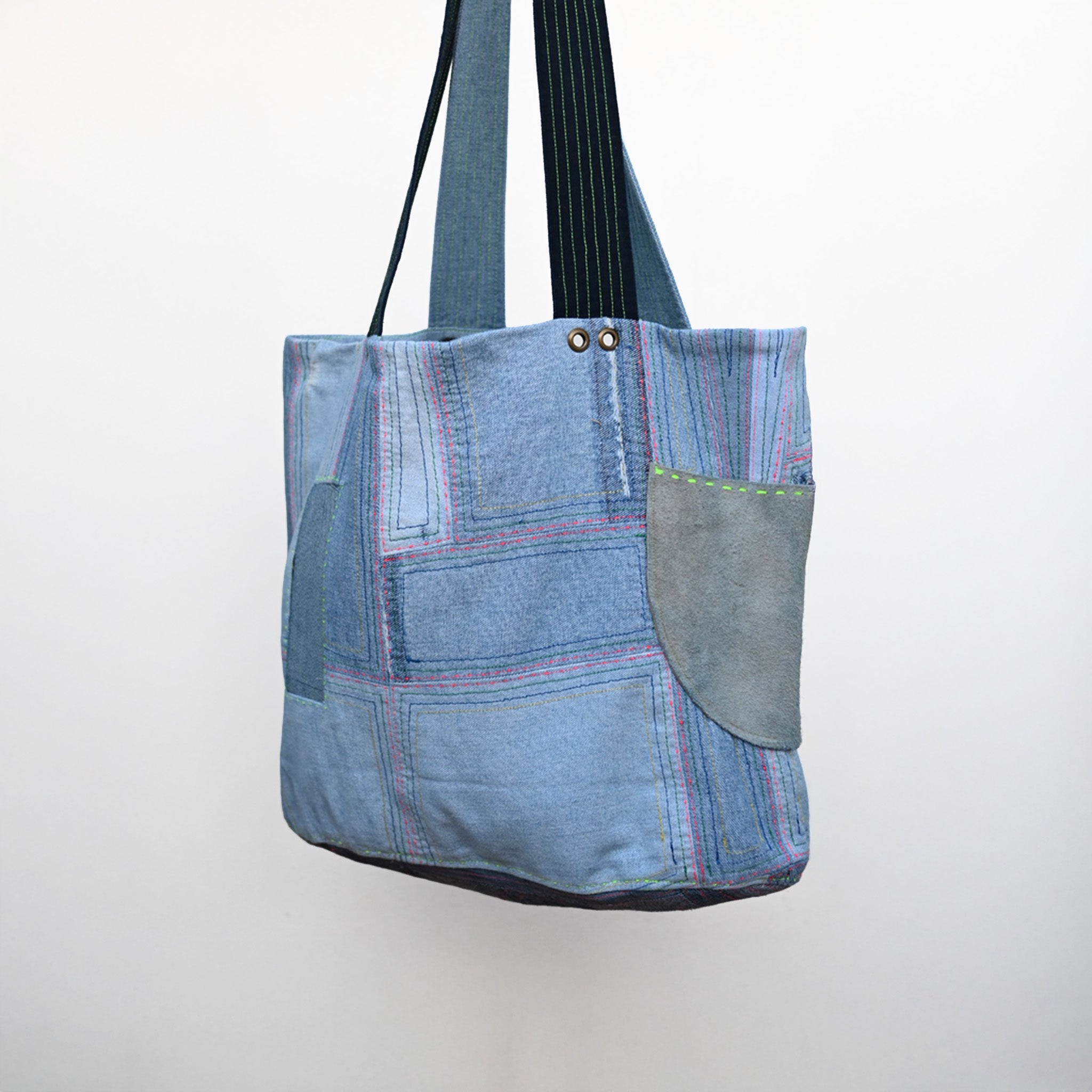 Stormy Tote - Prism Voyage